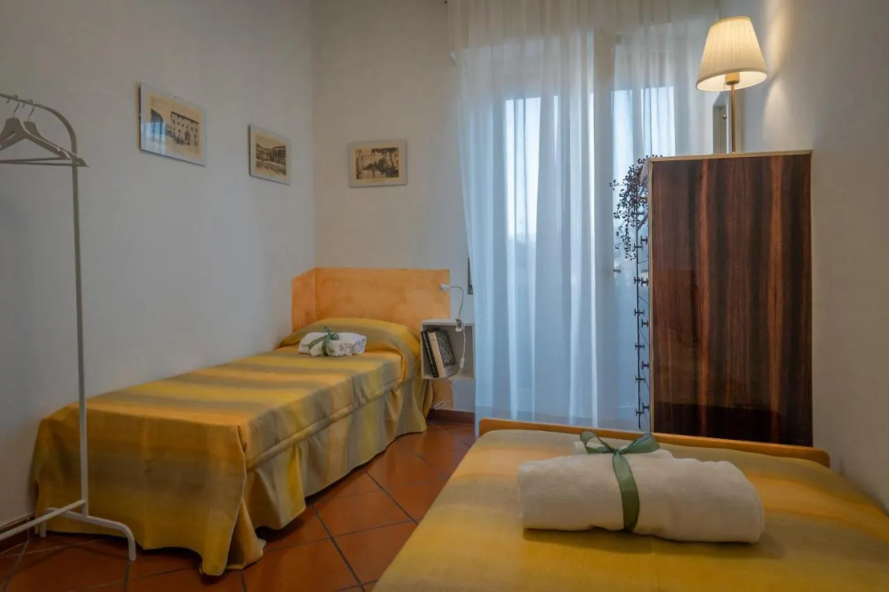 Apartment Welcome To Casa Di Lucca - Your Friendly Retreat With Terrace And Parking Italy