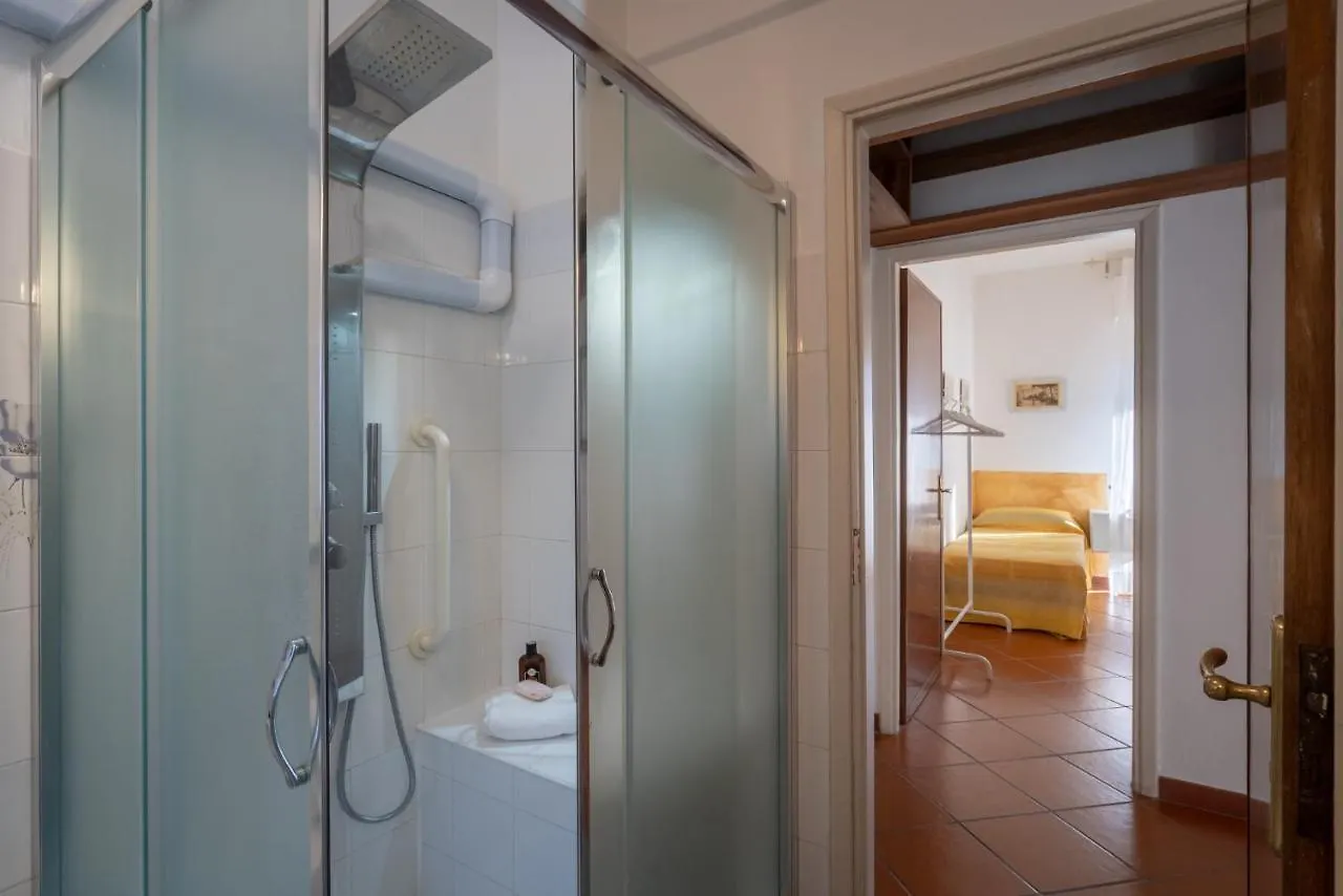 Welcome To Casa Di Lucca - Your Friendly Retreat With Terrace And Parking 0*,  Italy