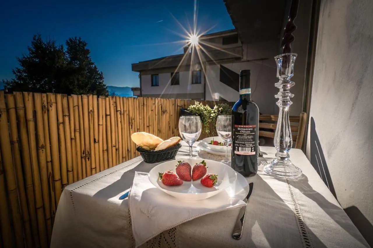 Apartment Welcome To Casa Di Lucca - Your Friendly Retreat With Terrace And Parking