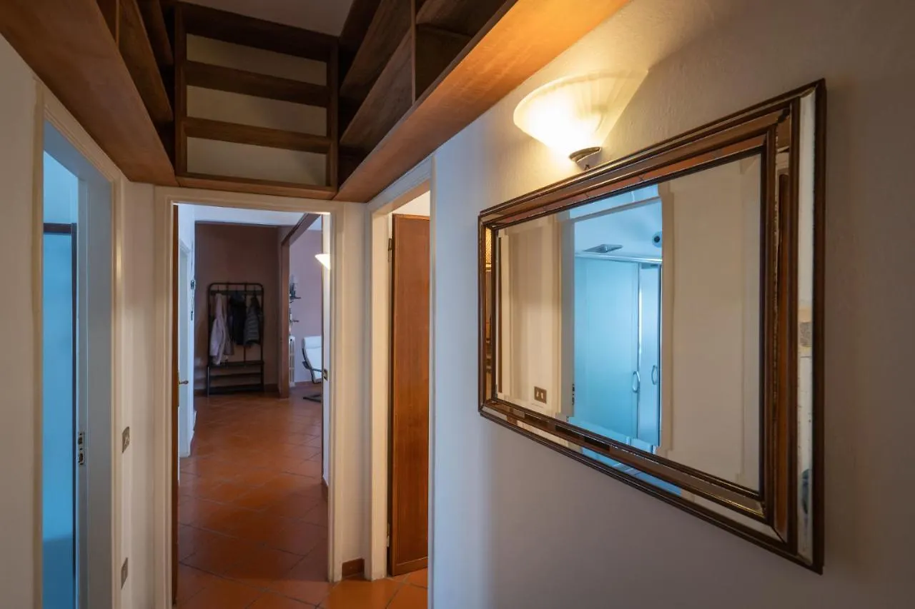Welcome To Casa Di Lucca - Your Friendly Retreat With Terrace And Parking Apartment